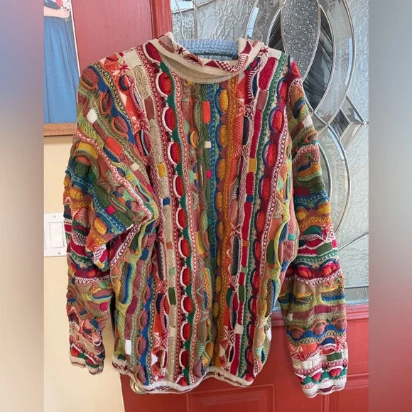 COOGI Multicolor Logo Label Sweater - Cream, Red, Blue, Green, Yellow - Picture 2 of 3